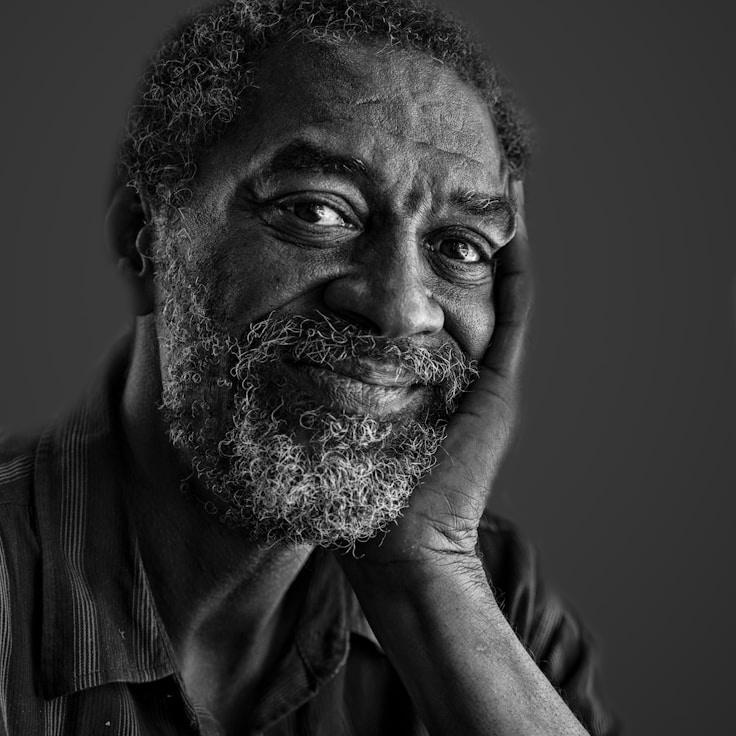 Portrait of Alex Carter, community mentor and Italian cuisine specialist